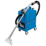 Carpet cleaning machine for professionals.